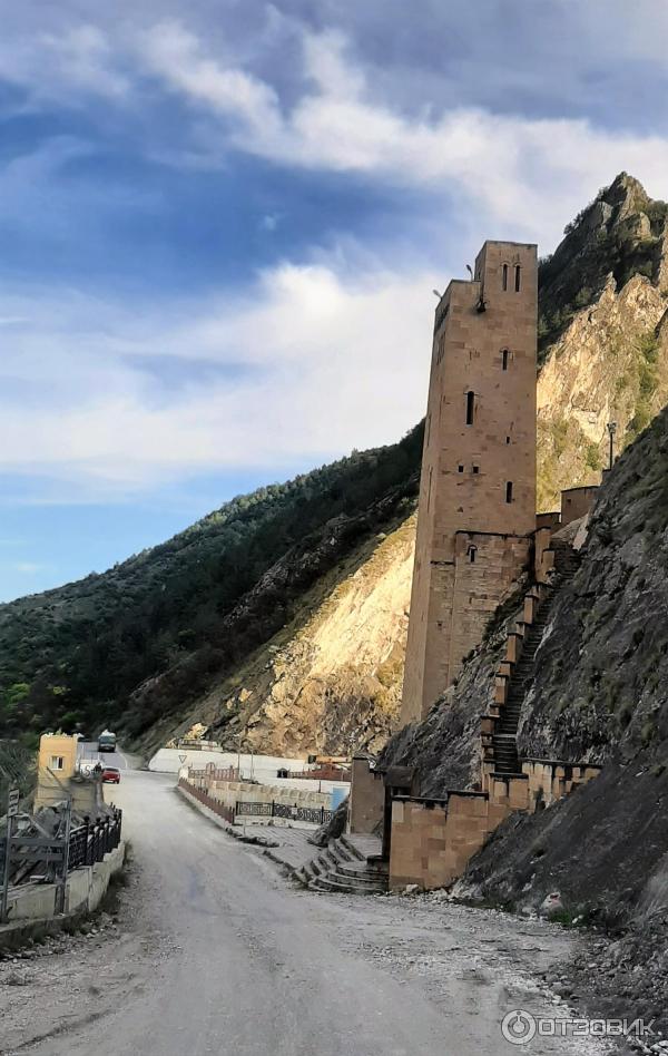 мельница гуниб. ворота шамиля дагестан. песня гуниб гранитная твердыня. гуниб гранитная твердыня. гора маяк гуниб.