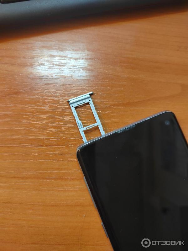 Смартфон Samsung Galaxy S10 фото
