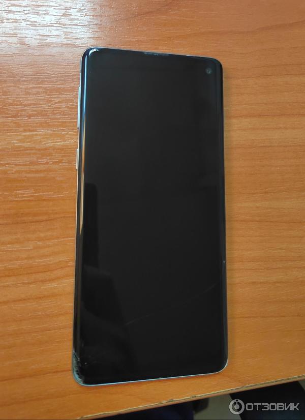 Смартфон Samsung Galaxy S10 фото