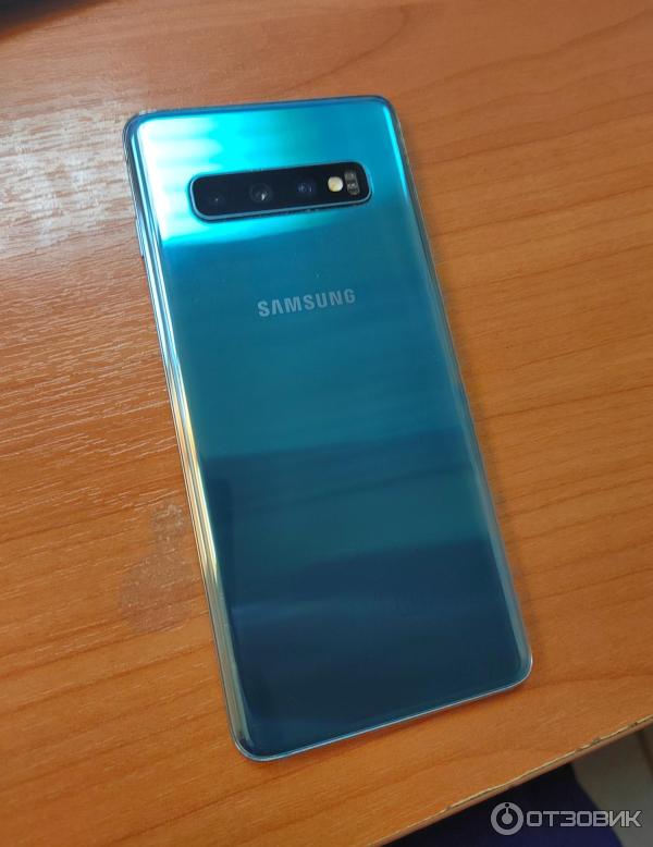 Смартфон Samsung Galaxy S10 фото