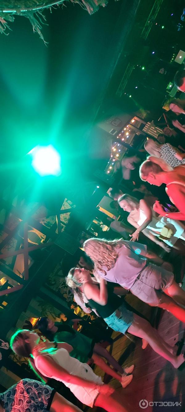 Отзыв: Бар "Havana club beach bar" (Россия, Лазаревское) - Кому-т...