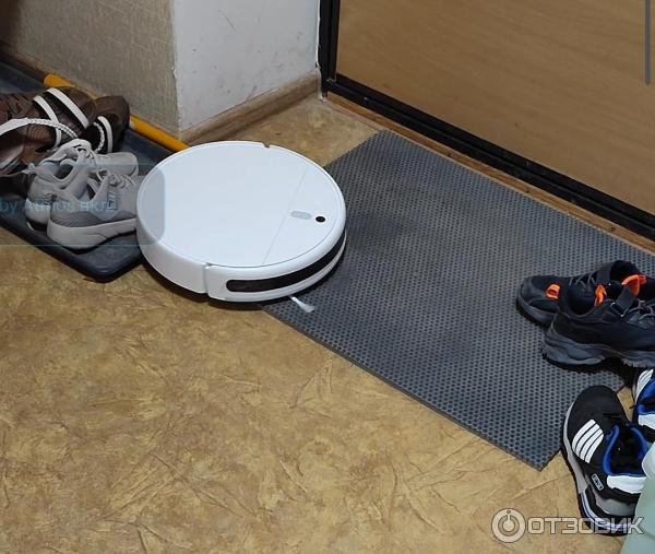 Робот-пылесос Xiaomi Mi Robot Vacuum-Mop