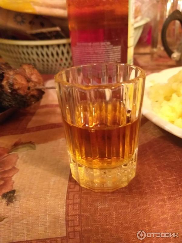 Цвет не сильно насыщенный.