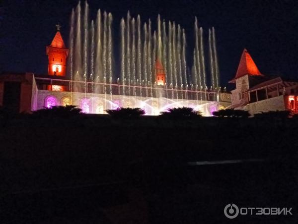 Светомузыкальное шоу в парке Лога
