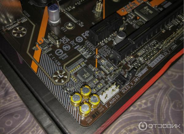 Материнская плата Gigabyte B450 Aorus Elite rev. 1.0 фото