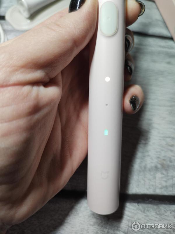 Электрическая зубная щетка Xiaomi Mijia T100 фото