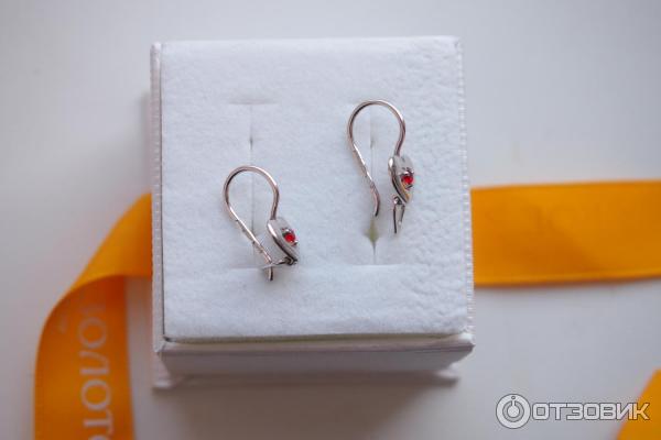 Серьги серебряные с фианитом Золотые узоры