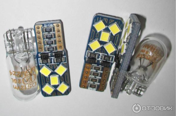 Светодиодные автомобильные лампы Kalada W5W рядом с лампами накаливания Osram W5W