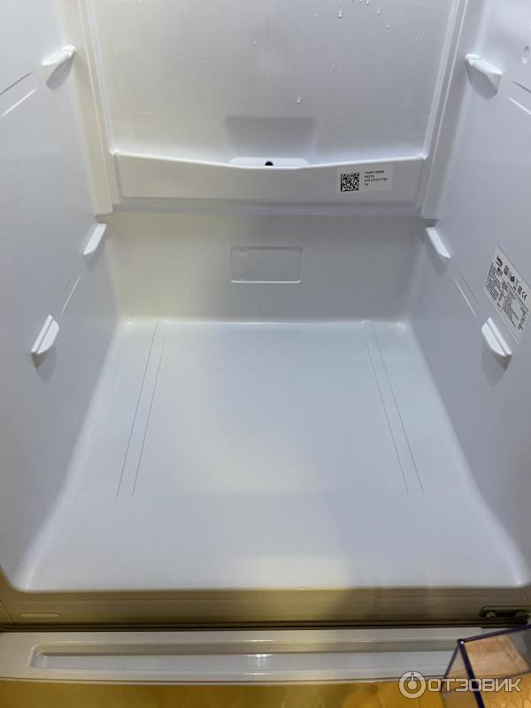 Холодильник Beko CNKDN6270K20W фото