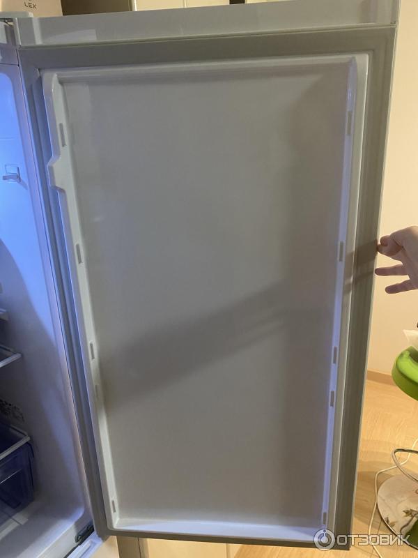 Холодильник Beko CNKDN6270K20W фото