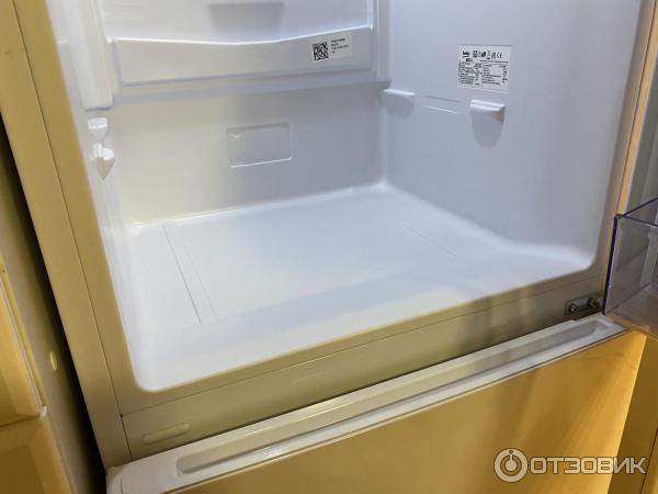 Холодильник Beko CNKDN6270K20W фото